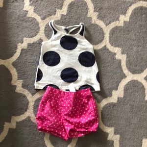 Gap shorts and tank..shorts NWT 5t